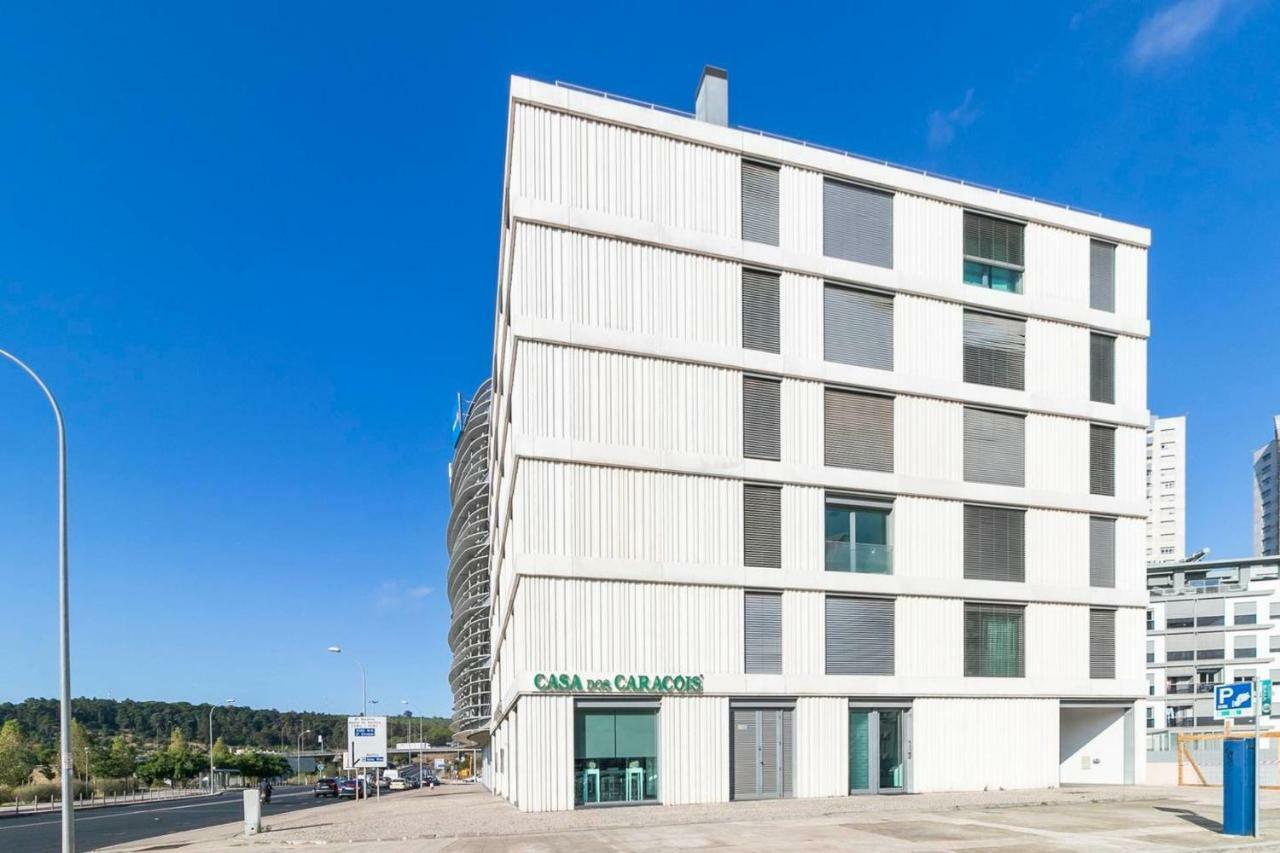 Guestready - Spacious Campolide Family Apt Fits 6 Lisbon Luaran gambar