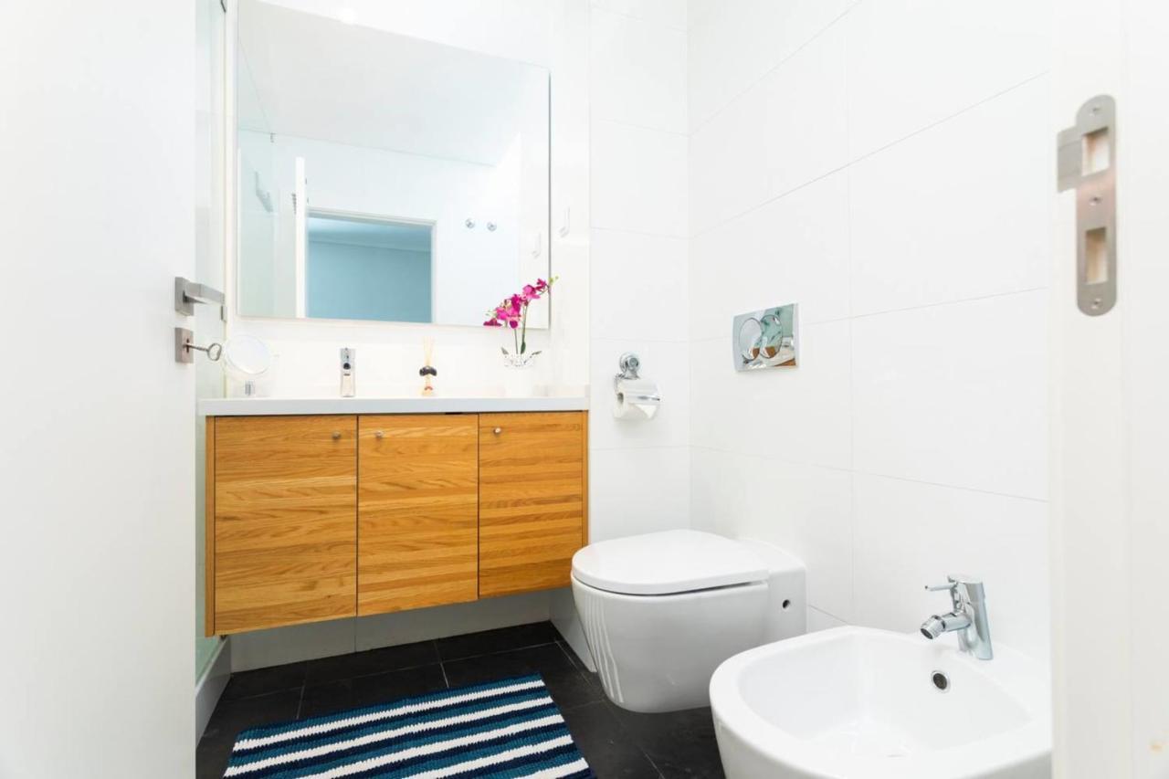 Guestready - Spacious Campolide Family Apt Fits 6 Lisbon Luaran gambar