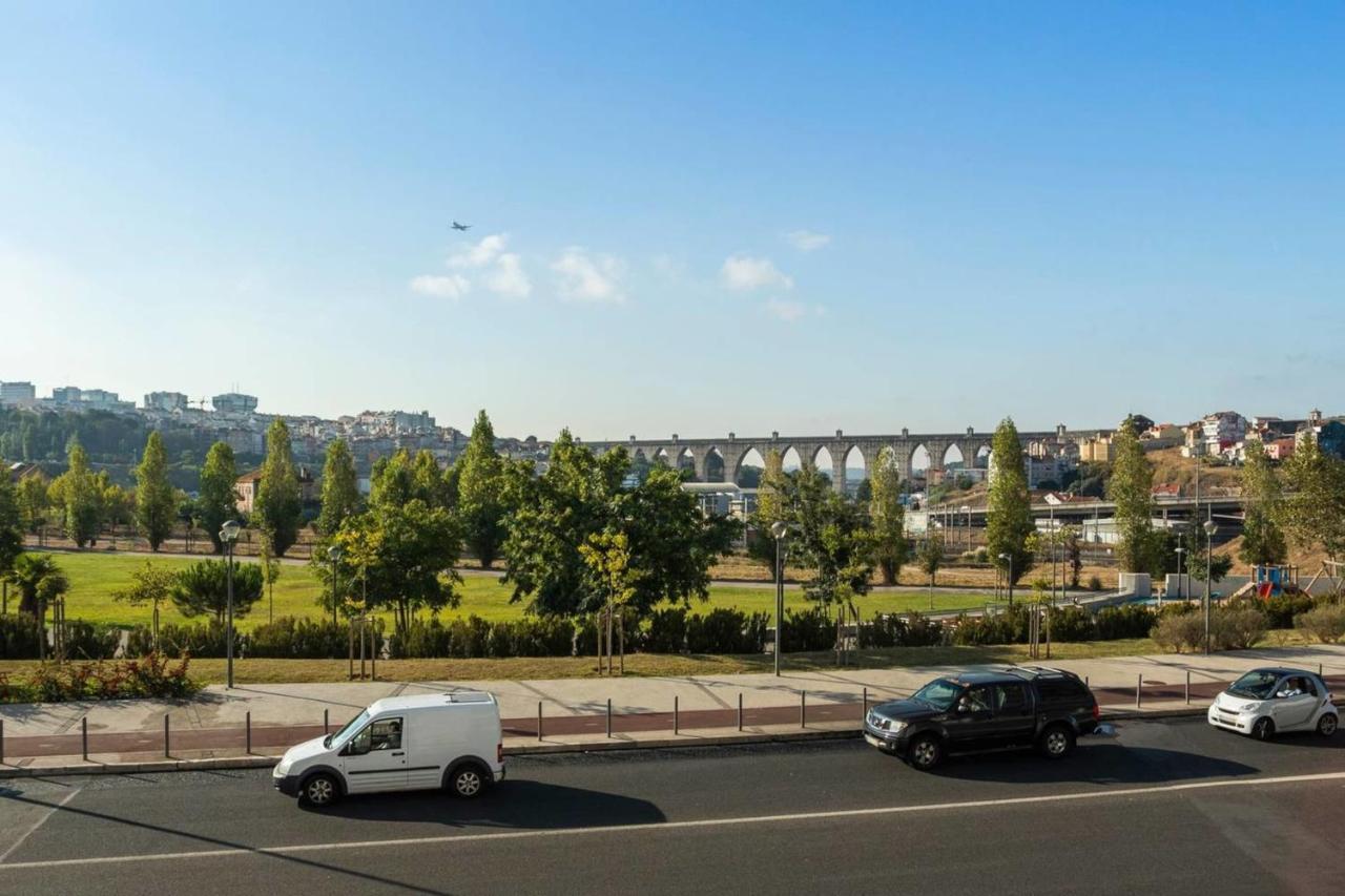 Guestready - Spacious Campolide Family Apt Fits 6 Lisbon Luaran gambar